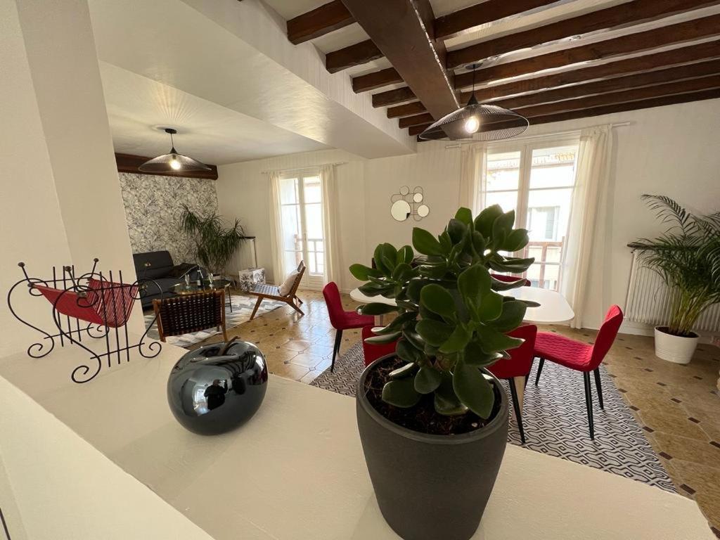 Apartment Spacieuse Maison De Avec Garage Prive Ferme Ay-Champagne